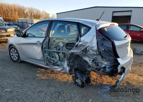 2015 Hyundai Accent Gs z USA, uszkodzony, nr VIN KMHCT5AE4FU203305